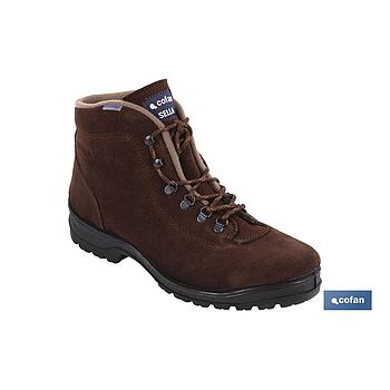 BOTA TREKKING MARRÓN HIDRÓFUGA MOD. SELLA T-43